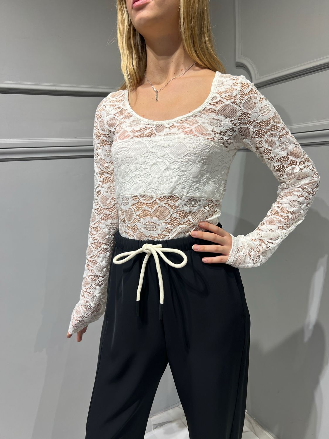 VICOLO - T-shirt pizzo - US0118 panna