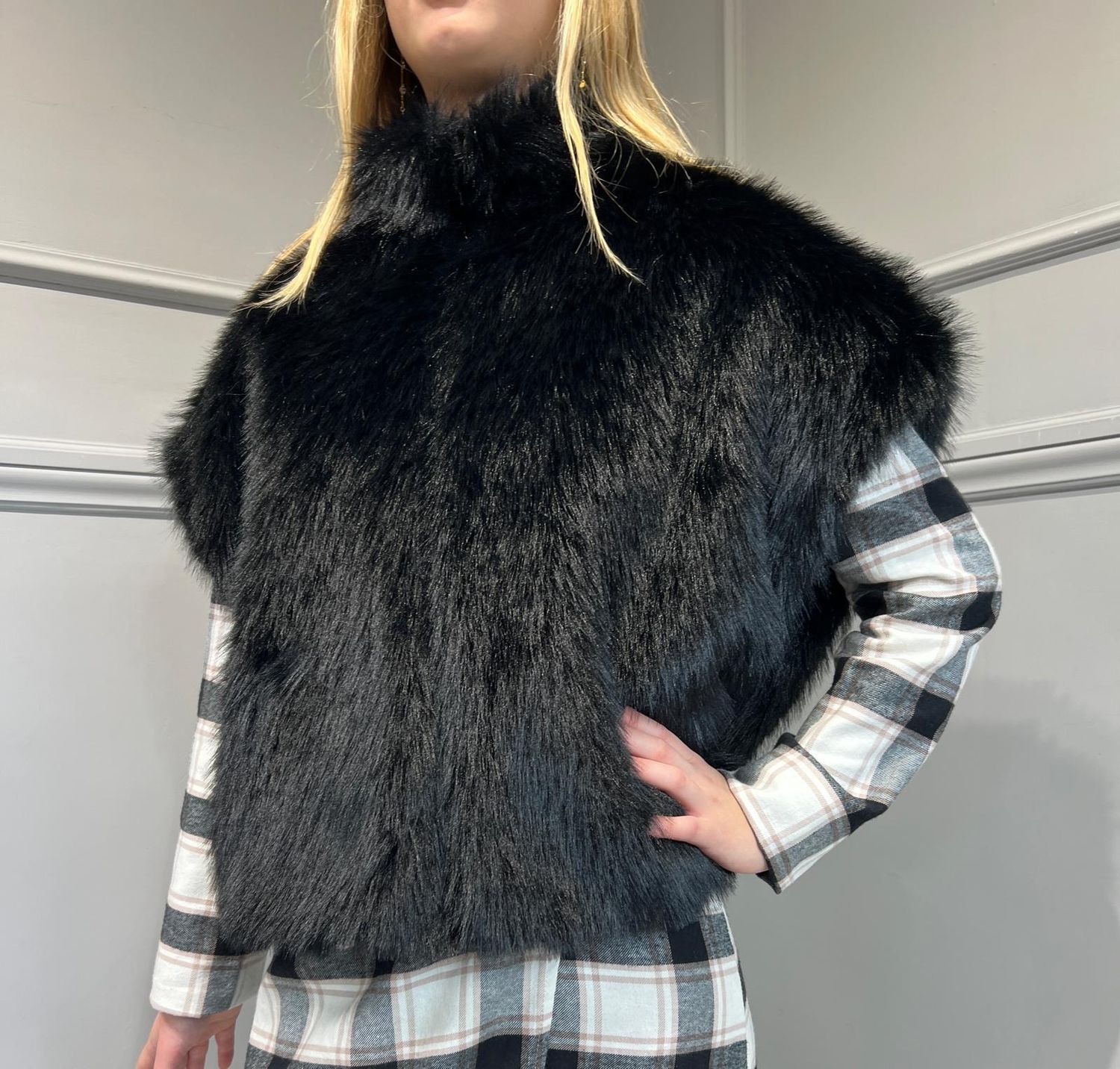 HAVE ONE  - Gilet pelliccia ecologica - KLA-M017 Nero