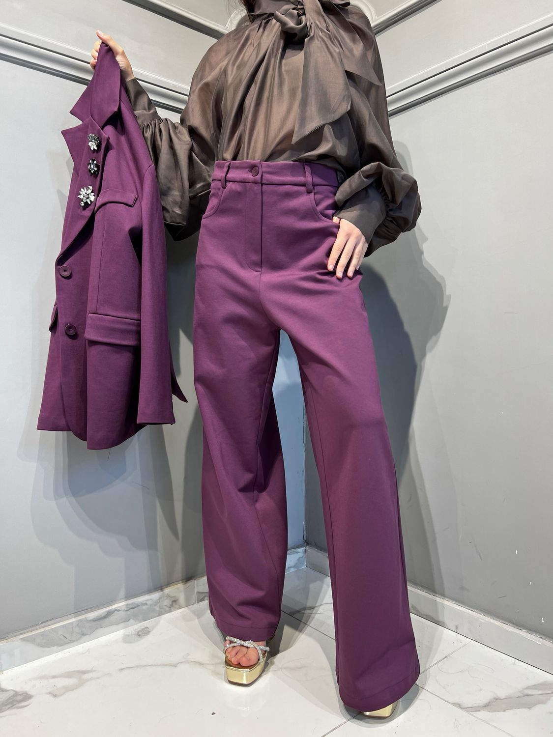 TENSIONE IN - pantalone palazzo  punto Milano 24p4355 - bordeaux