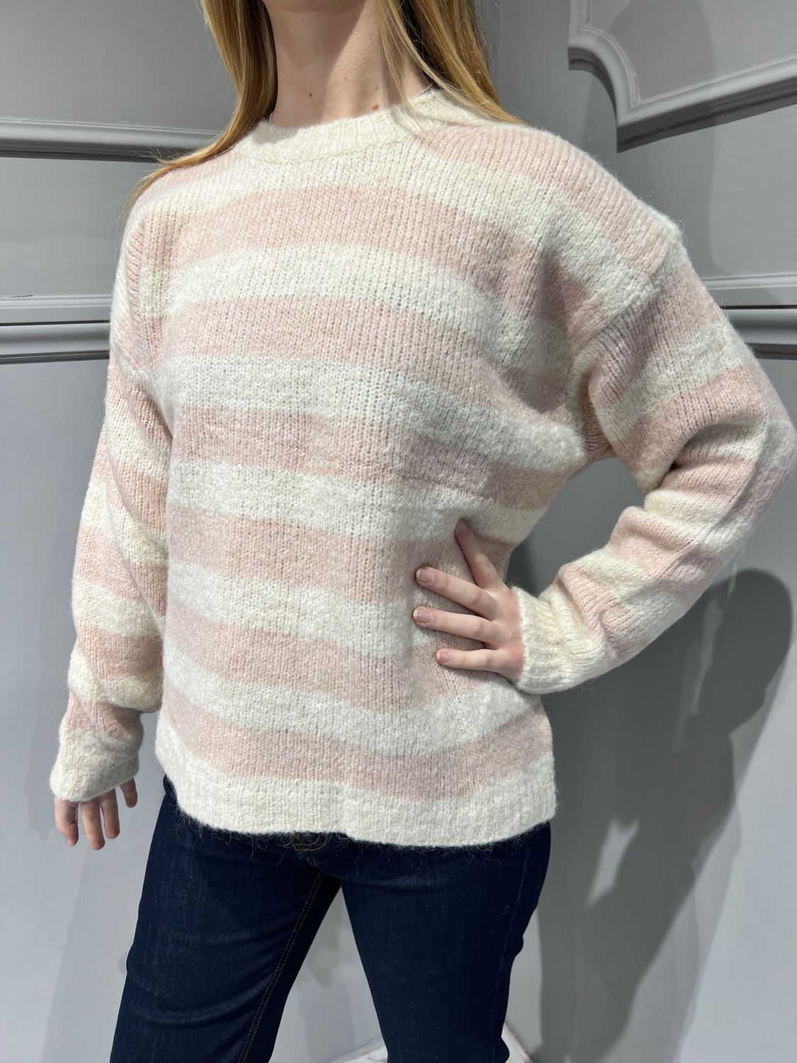 VICOLO - maglia girocollo a righe a scatoletta 33120S - panna/rosa