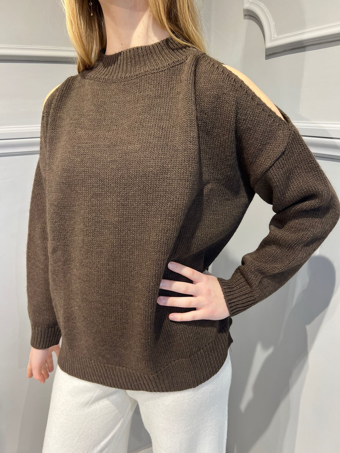 TENSIONE IN - maglia collo vulcano spacchi omero 2230692SV - moro