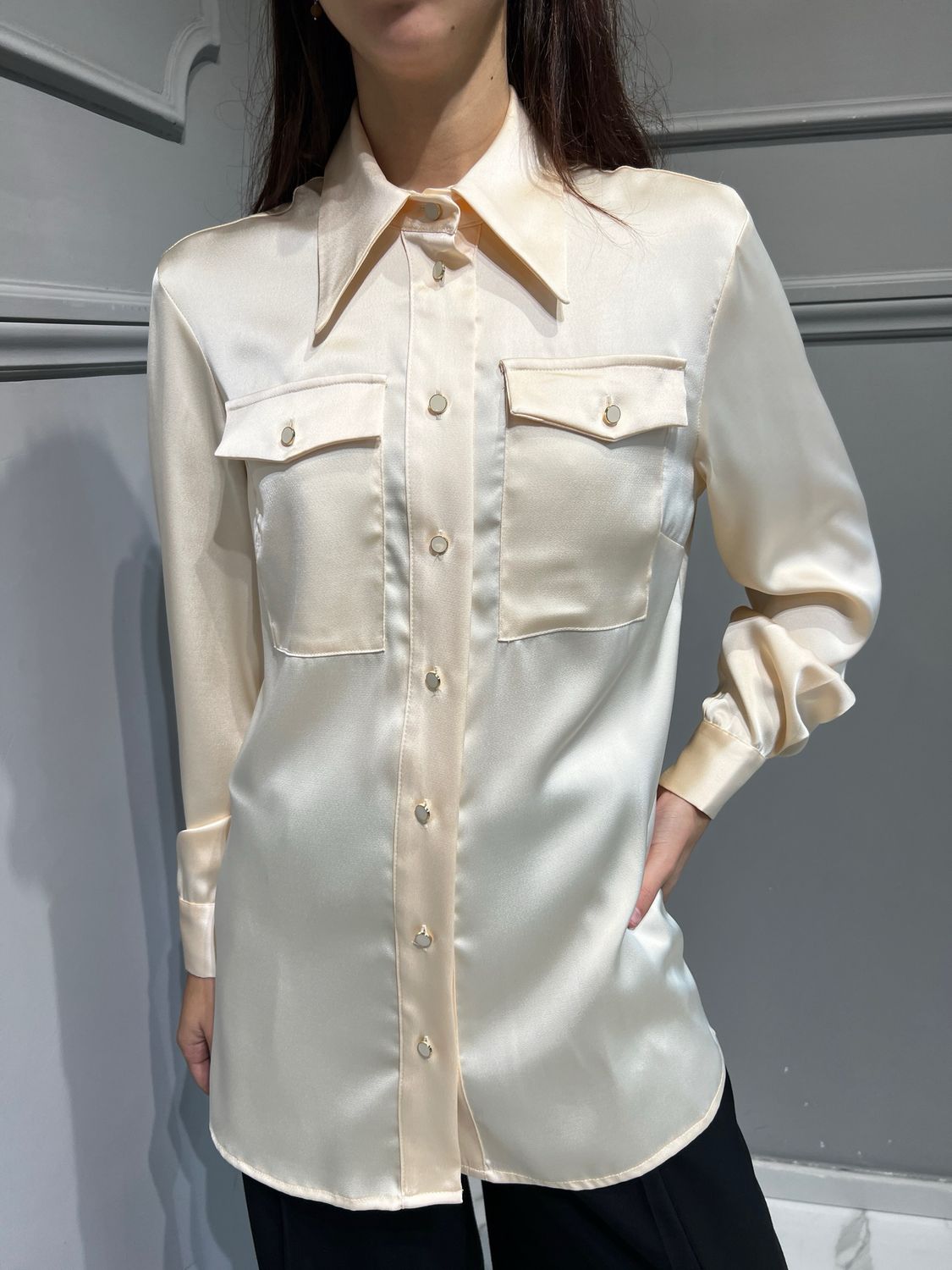 SILENCE LIMITED - camicia in raso con taschini CA787 - champagne SILENCE LIMITED - camicia in raso con taschini CA787 - champagne