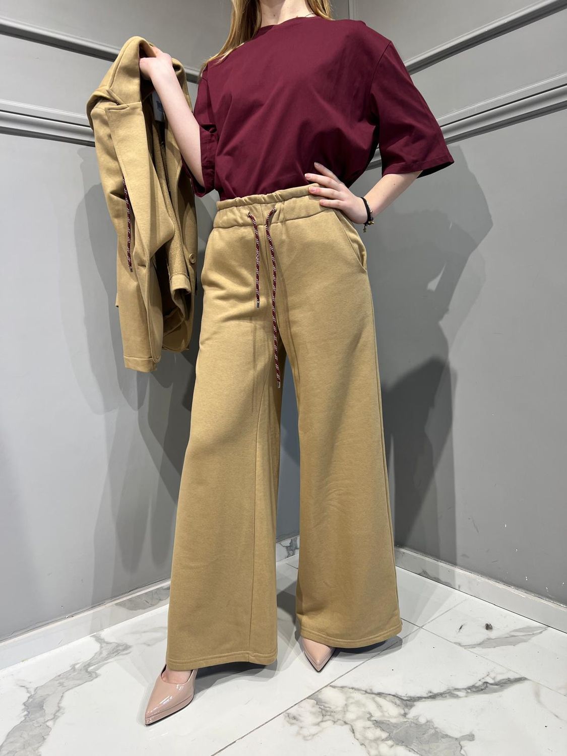 TENSIONE IN - Pantalone in felpa garzata a palazzo 25P6520 - Camel