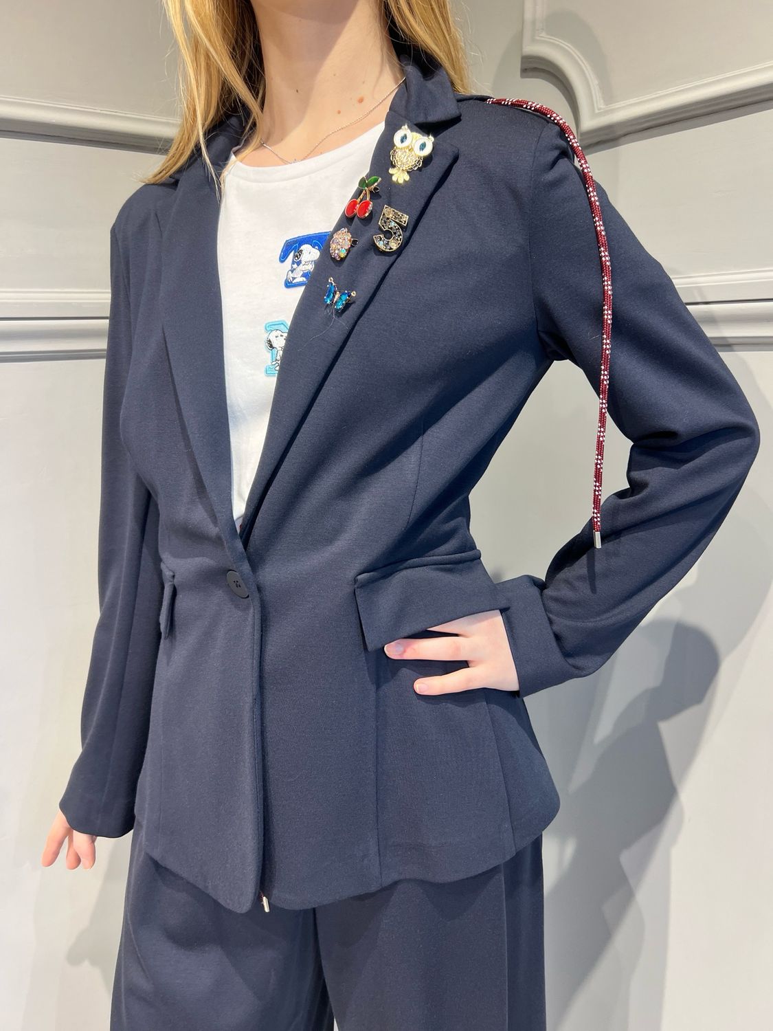 MOTEL - giacca elasticizzata avvitata punto Milano con cappuccio che si può togliere e spille 25B6508 - blu