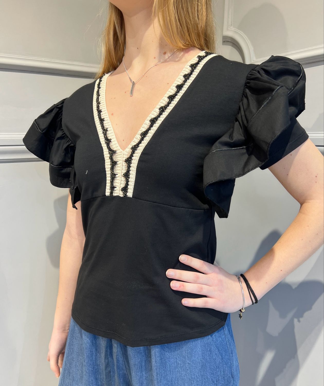 HAVE ONE - t-shirt maniche corte con fregi in popeline con volant TJA-N013 - nero HAVE ONE - t-shirt maniche corte con fregi in popeline con volant TJA-N013 - nero