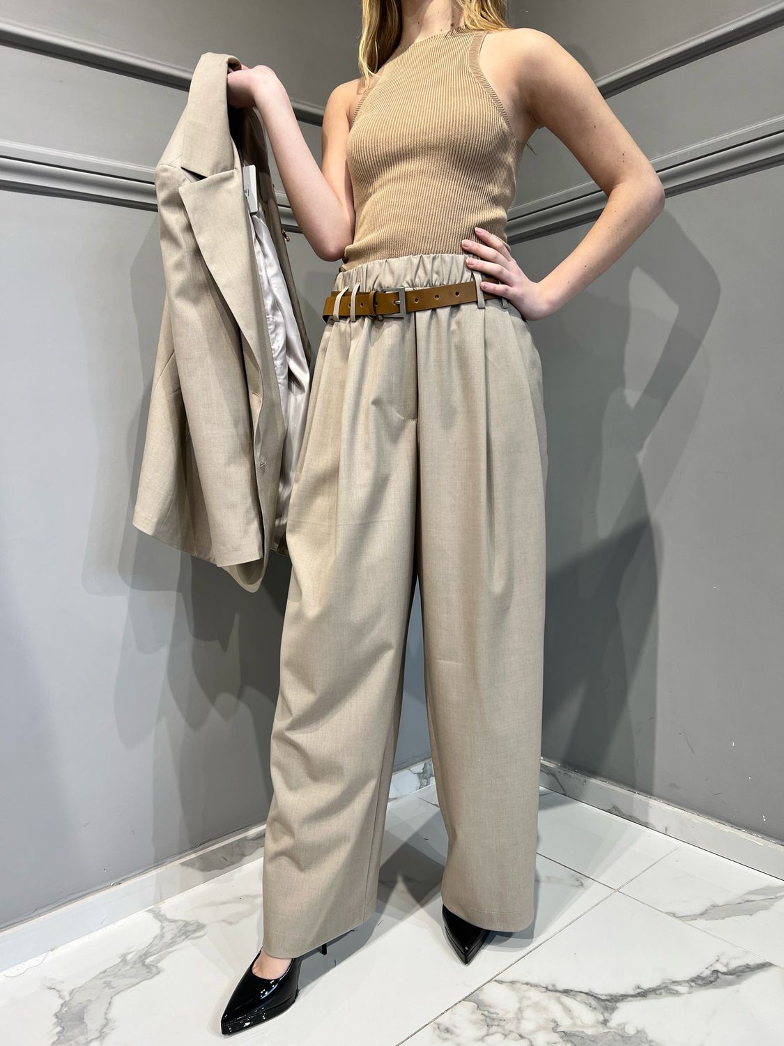 TENSIONE IN - pantalone con pences e elastico in vita 25p6668 - casha