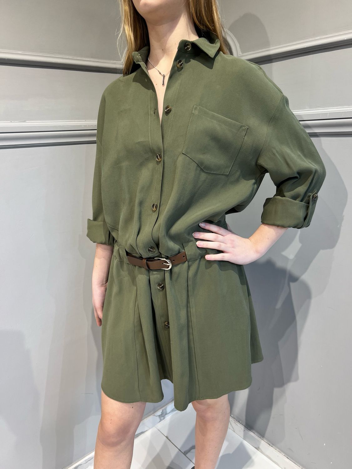 MOTEL - abito scamiciata corto S25V6589 - verde militare