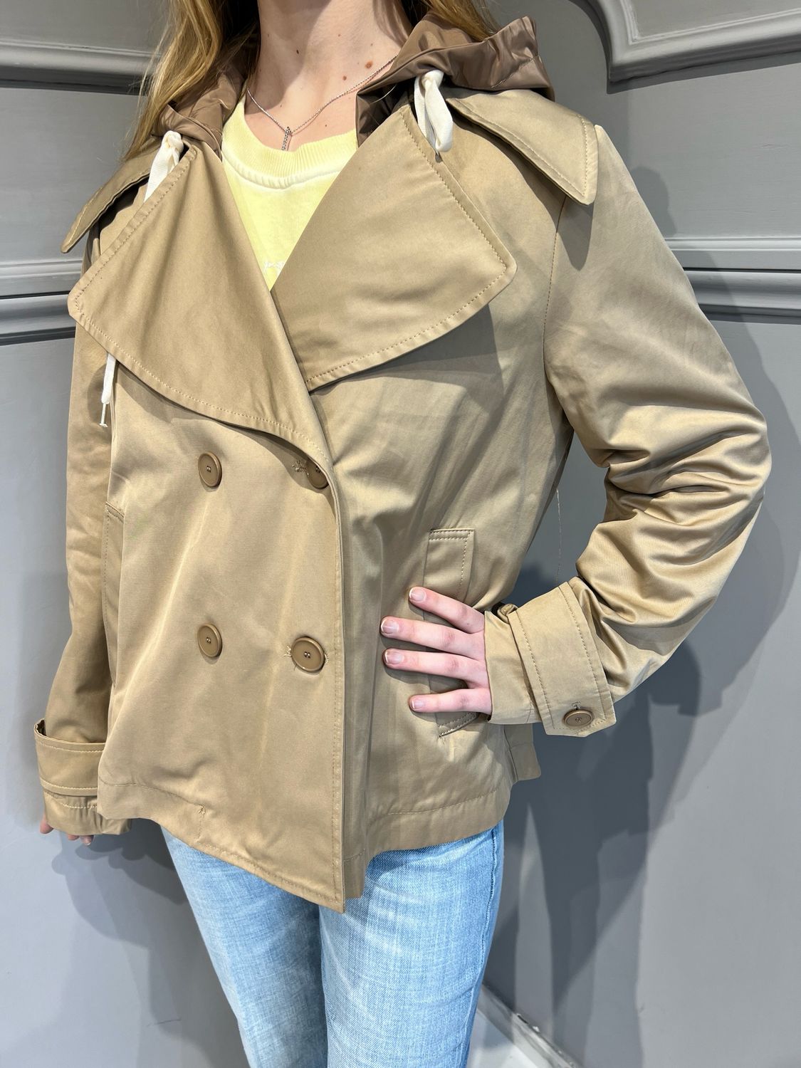 TENSIONE IN - giacca trench con cappuccio rimovibile S25J392 - camel