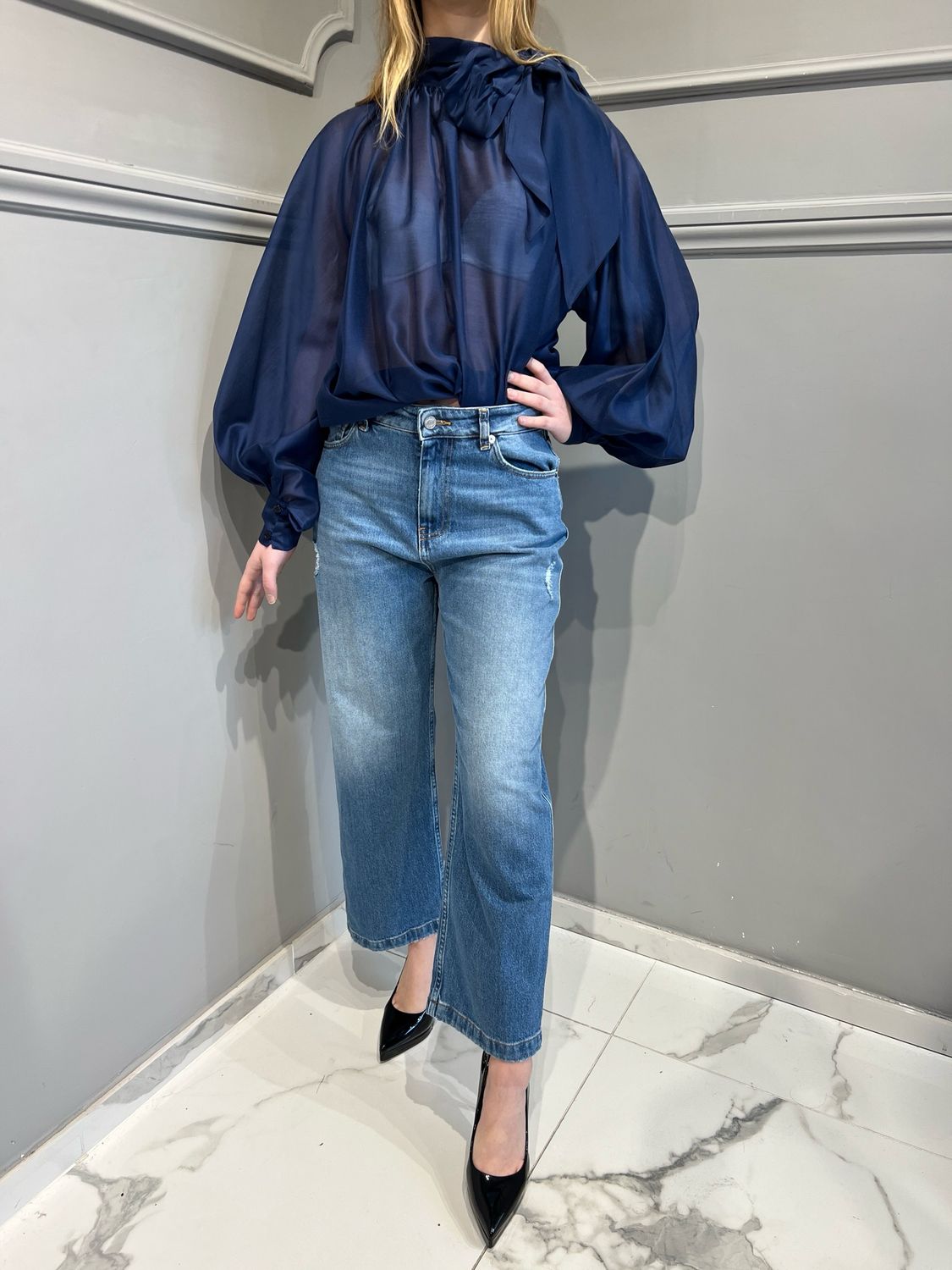 VICOLO - camicia con fiocco e manica a sbuffo TD0317 - blu VICOLO - camicia con fiocco e manica a sbuffo TD0317 - blu