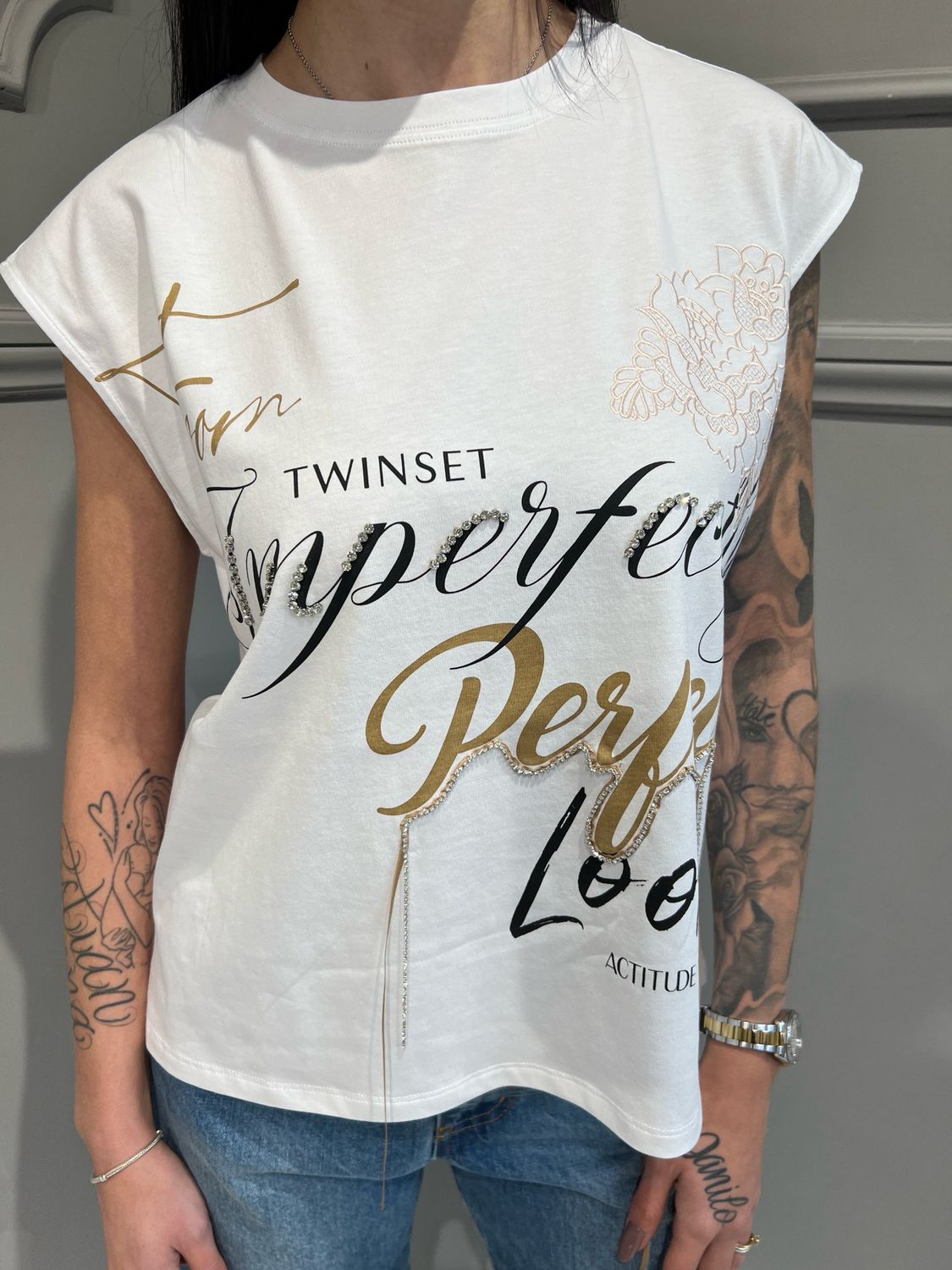 TWINSET ACTITUDE -t-shirt senza maniche con stampa  strass 251ap2163 - bianco/oro/nero