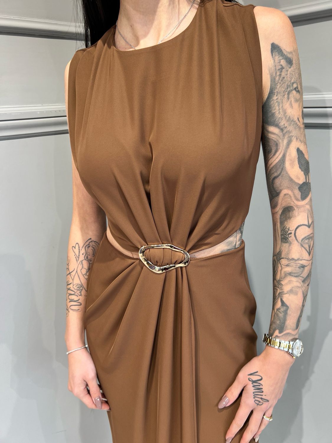 HAVE ONE - abito cut out con cerchio e drappeggio AFS-M029 - cioccolato HAVE ONE - abito cut out con cerchio e drappeggio AFS-M029 - cioccolato