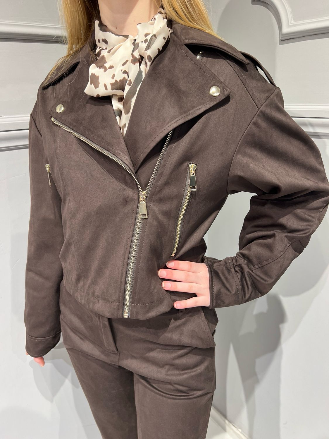 MOTEL - giubbino chiodo in renna ecologica elasticizzata 125067 - cioccolato MOTEL - giubbino chiodo in renna ecologica elasticizzata 125067 - cioccolato