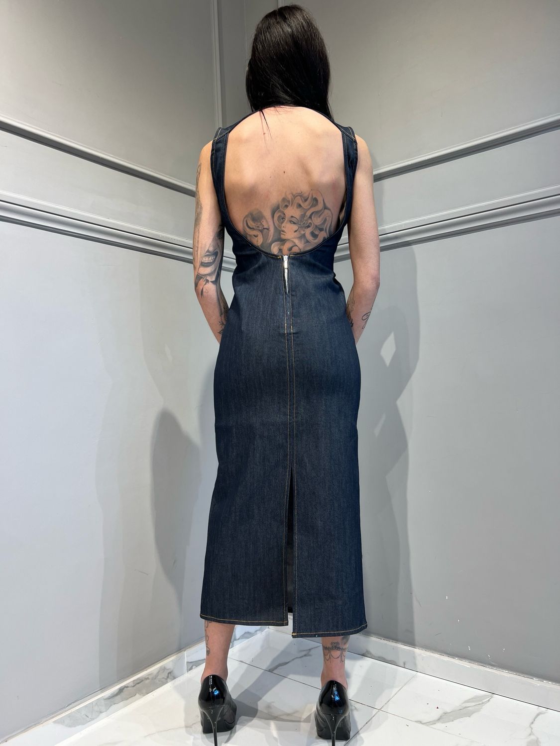 VICOLO - abito Georgia in jeans oblò dietro DD5248