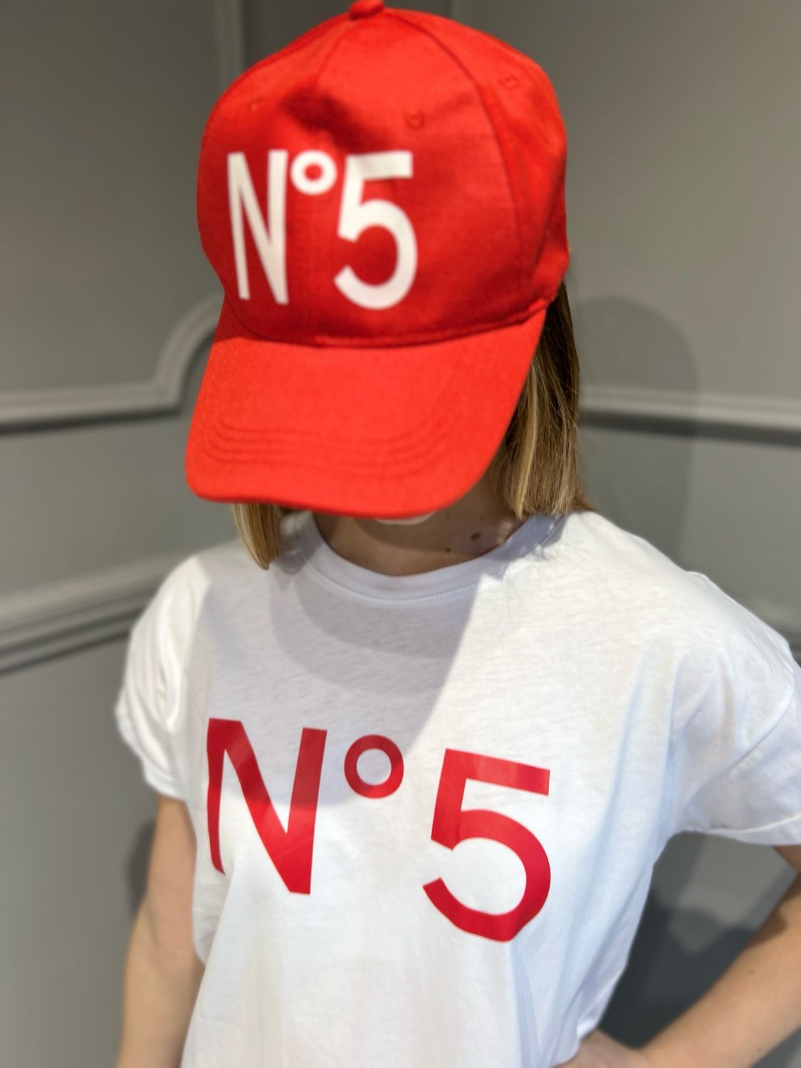 TENSIONE IN - t-shirt +cappello numero 25M7206 - rosso