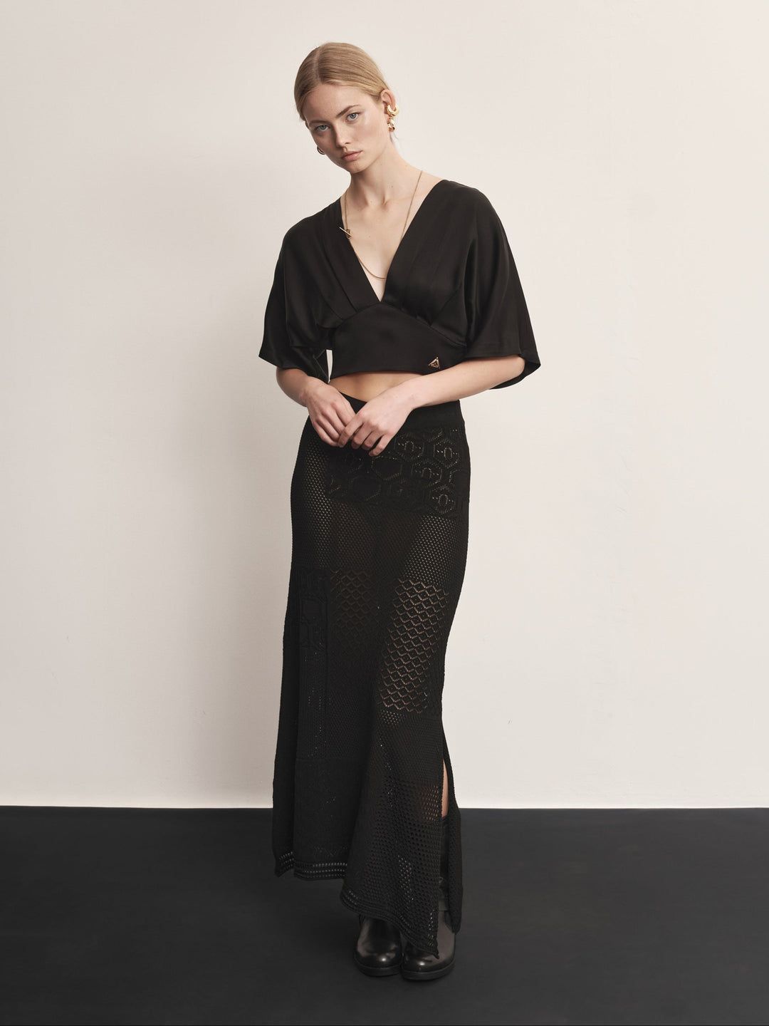 Gonna lunga AKEP in maglia punto pizzo GOKD09090_NERO