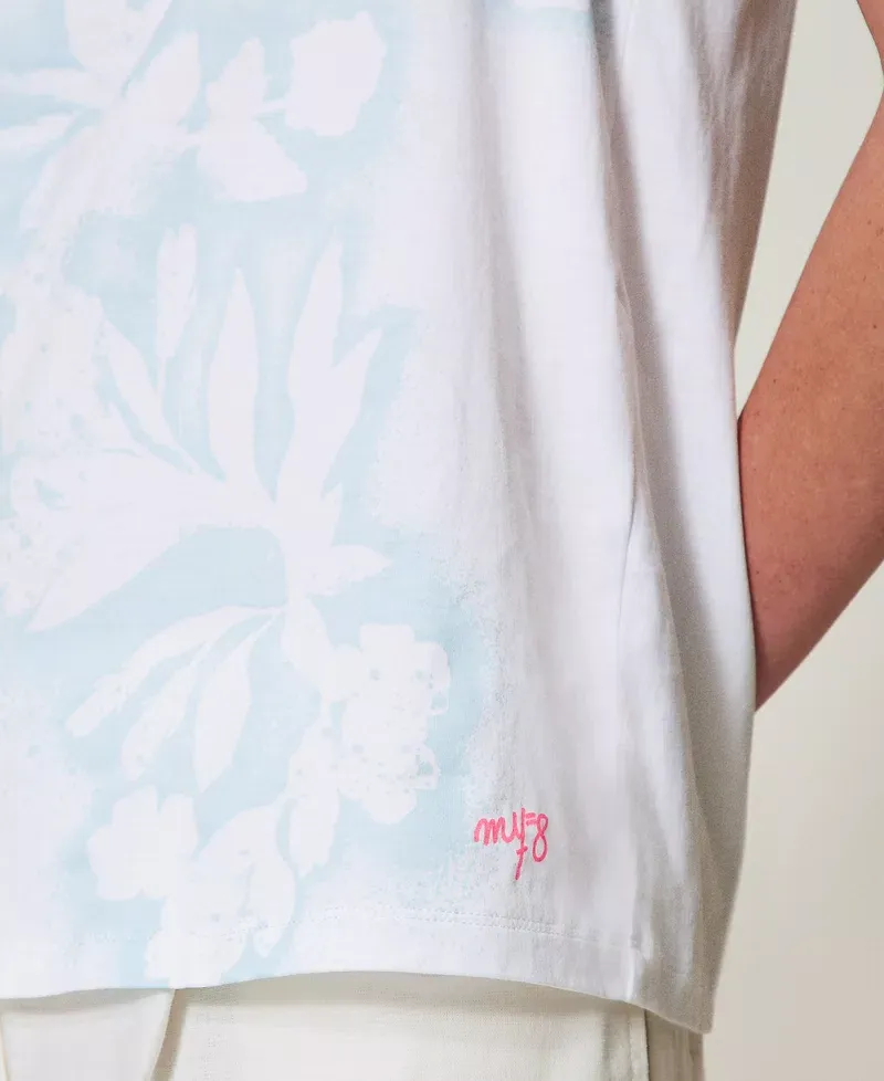 Myfo x Actitude Top a canotta MYFO con stampa - papers/blu flower