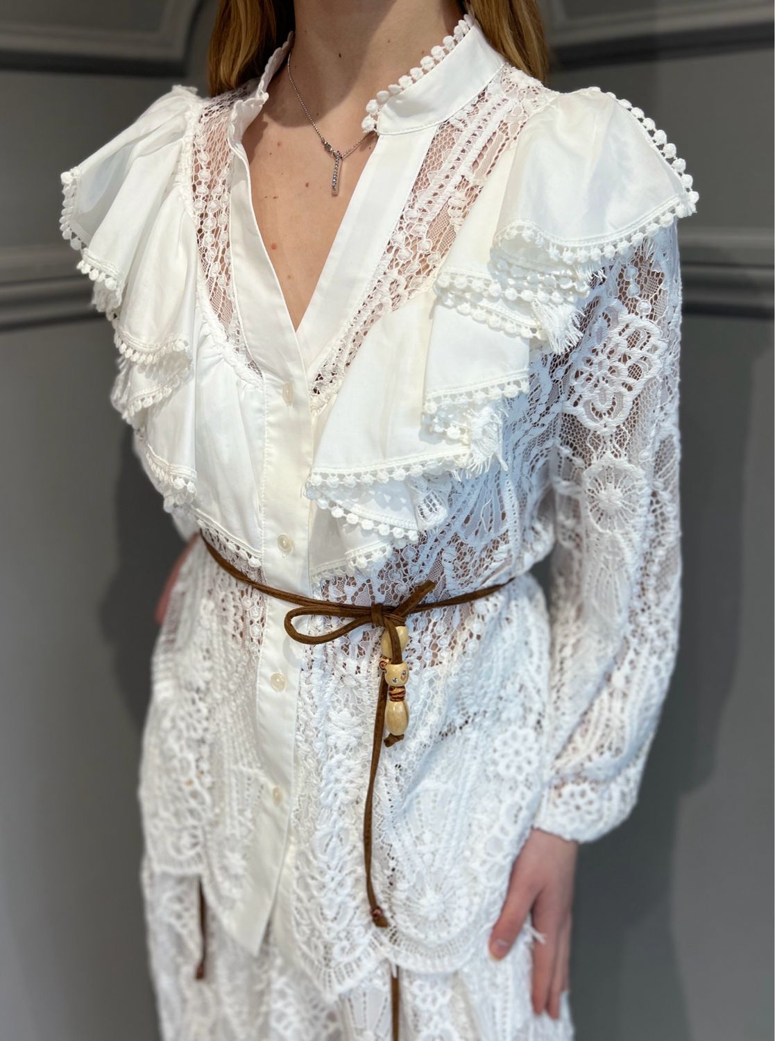 MOTEL - camicia in pizzo con cintina MO1890 - bianco