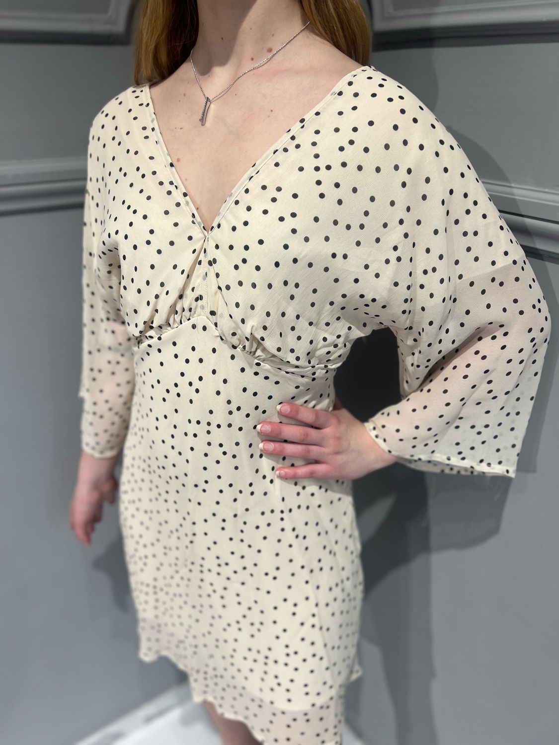TENSIONE IN - abito a pois a V in georgette 36717 - variante unica