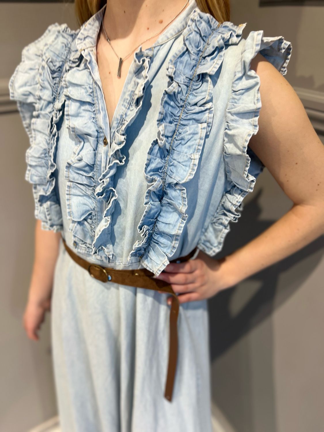 MOTEL - abito con rouges svasato chambray S25A943 - denim chiaro