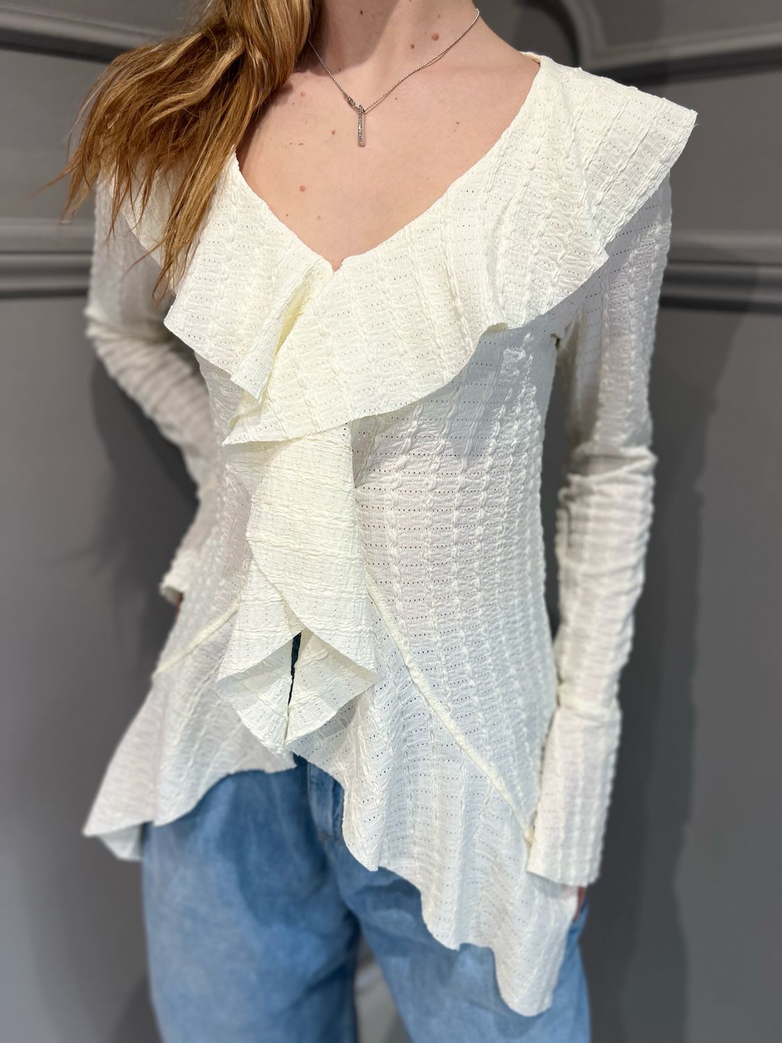 HAVE ONE - camicia con volant e rouges CSO-N182 scollo a V - panna HAVE ONE - camicia con volant e rouges CSO-N182 scollo a V - panna