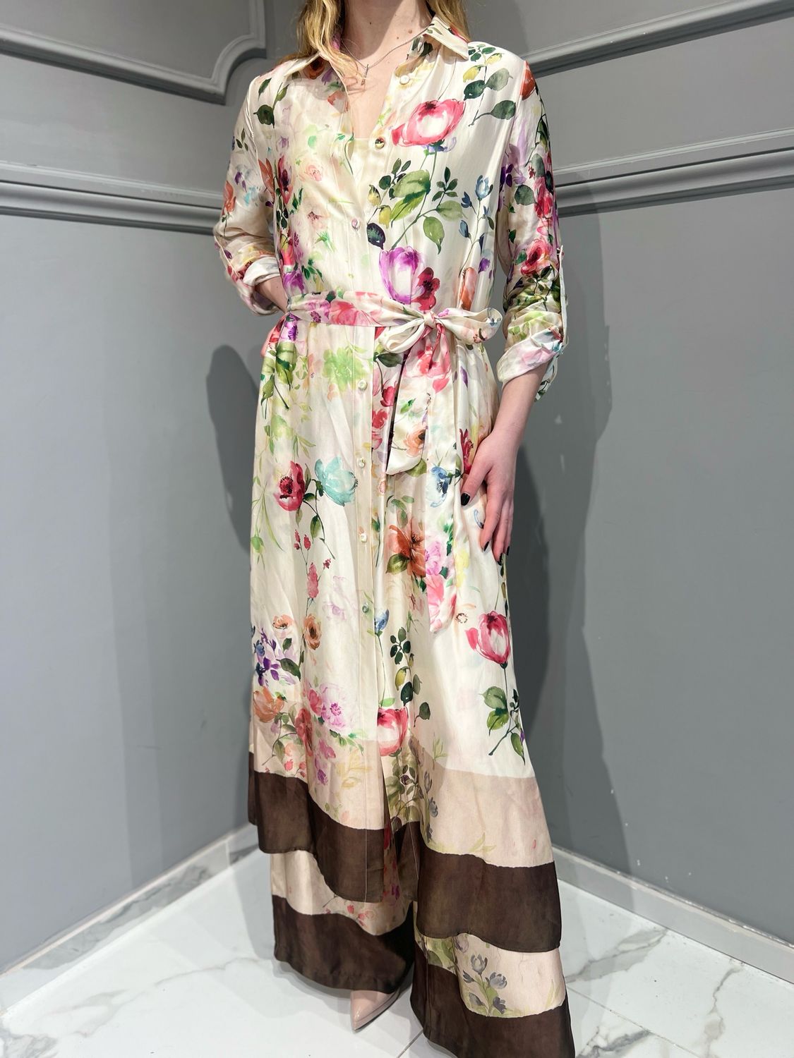 TENSIONE IN - chemisier in viscosa con cintura RG1052 - fantasia unica