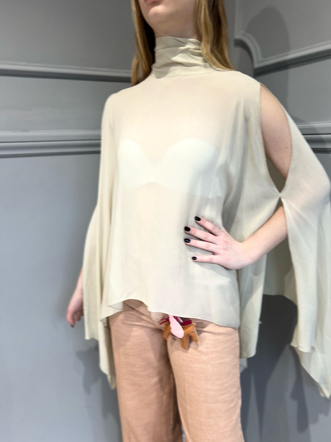 TENSIONE IN - blusa over con fusciacca collo 24236GV - Sahara