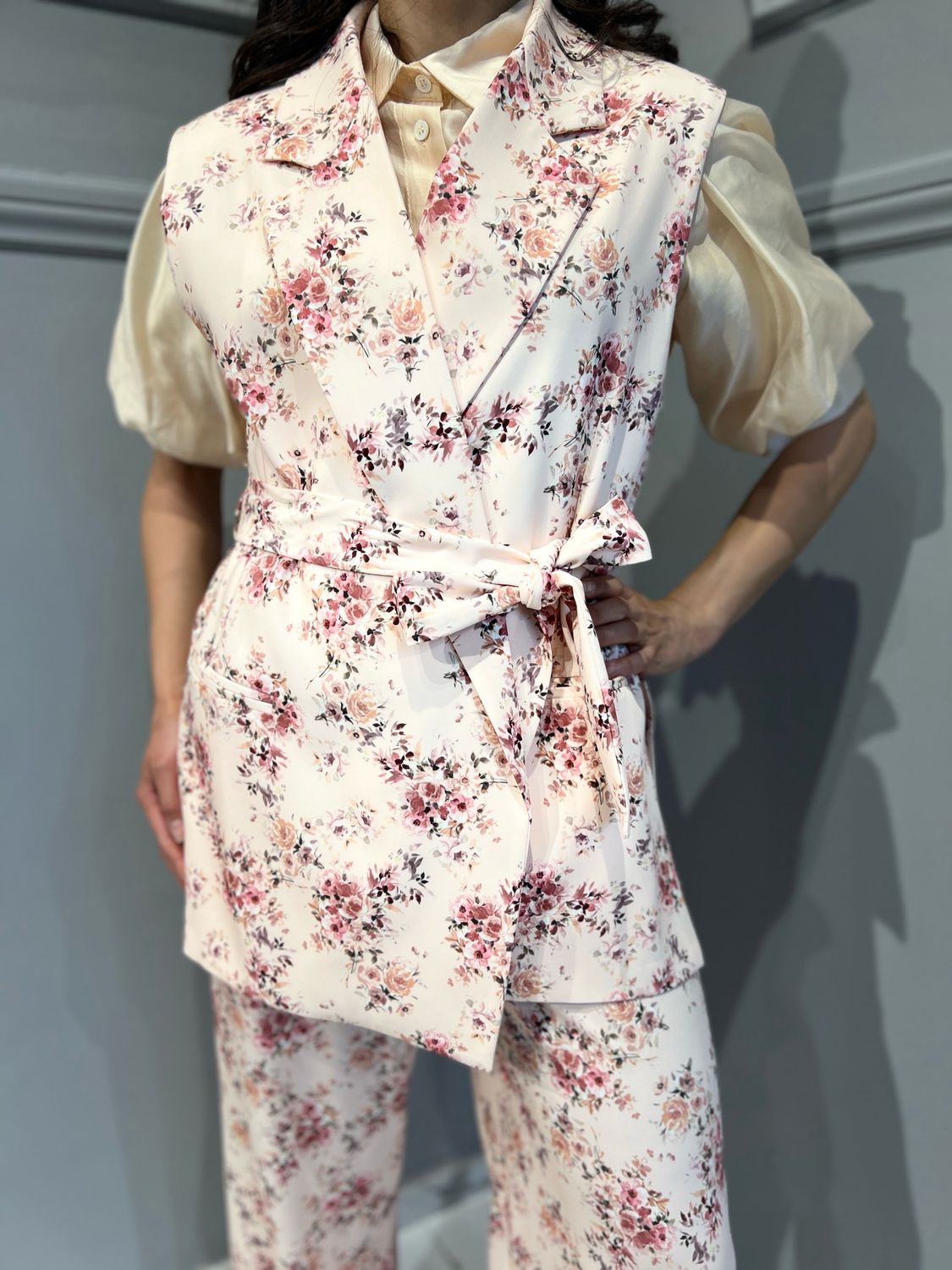 VICOLO - gilet fluido con cintura fantasia TD2254 - rosa chiaro