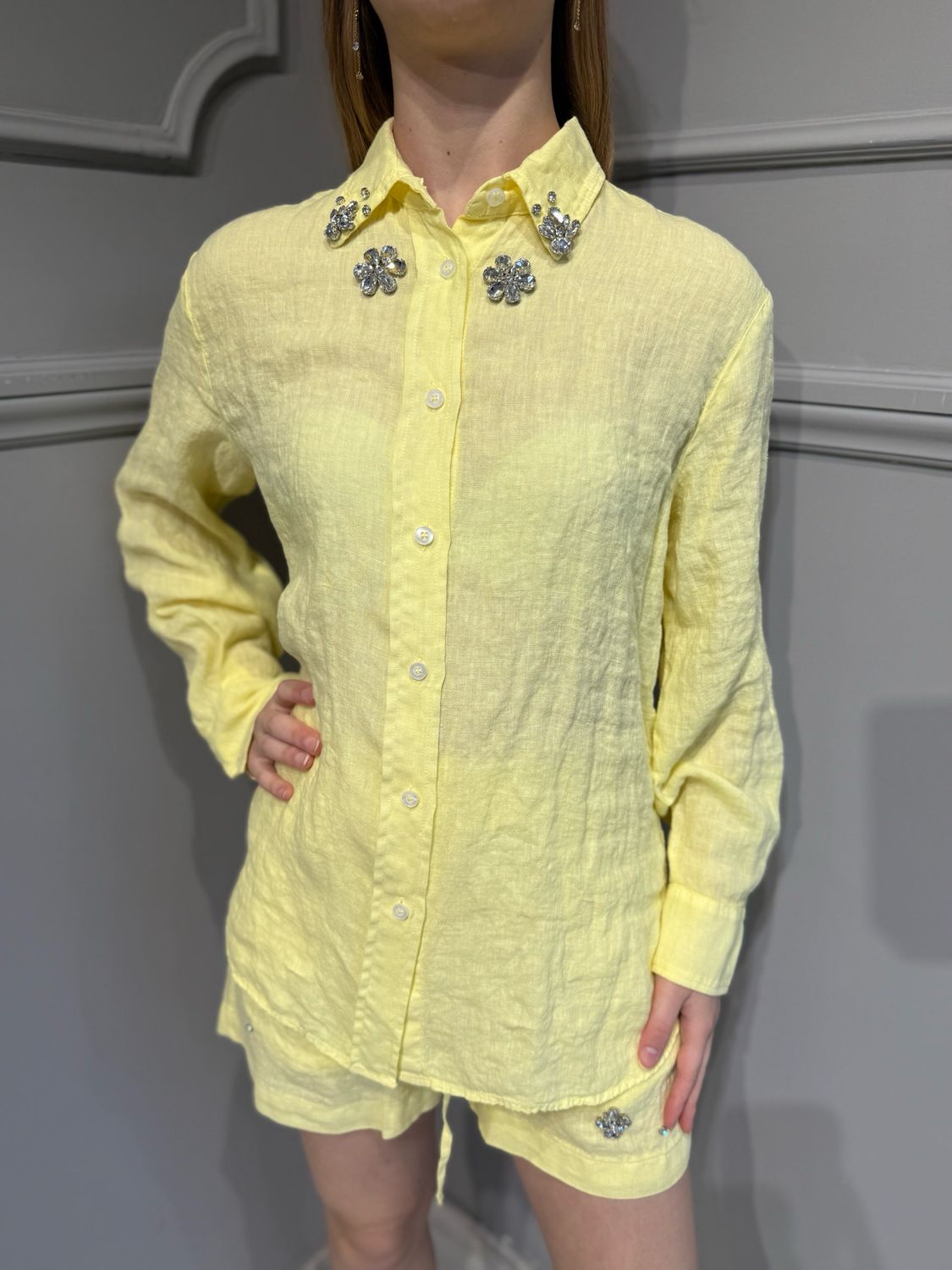 VICOLO - camicia in puro lino con pietre RD1017 - giallo