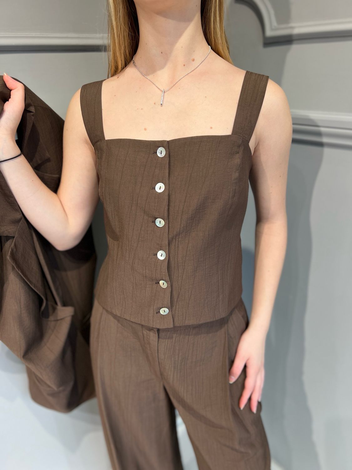 TENSIONE IN - top in viscosa 25T7710 - moro