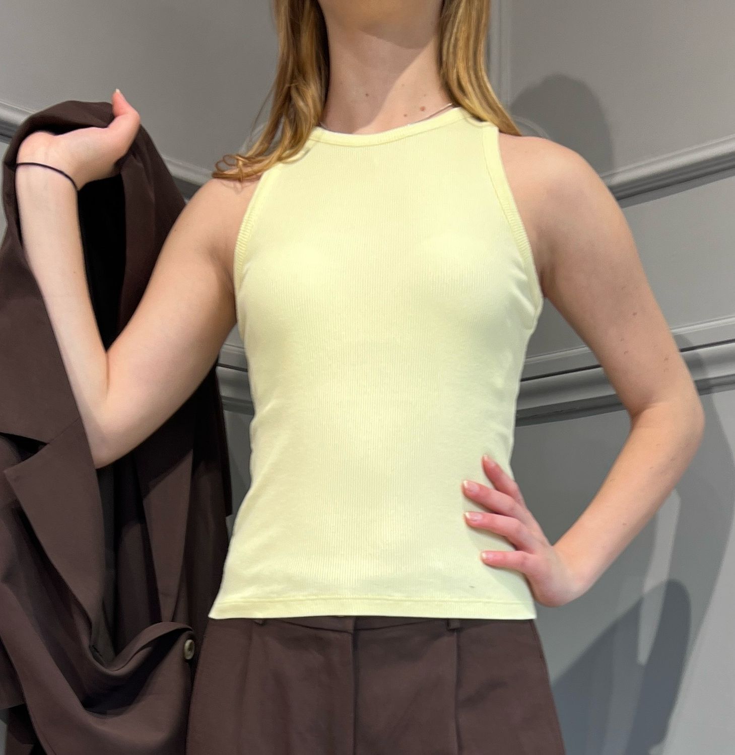 VICOLO - top a canotta a costine elasticizzato UD0046 - giallo