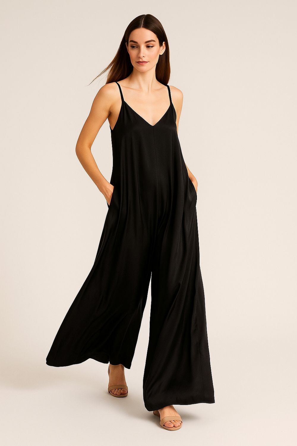 MOTEL - tuta in viscosa con tasche e bretelle regolabili- F7493D05Q/pe25 - nero