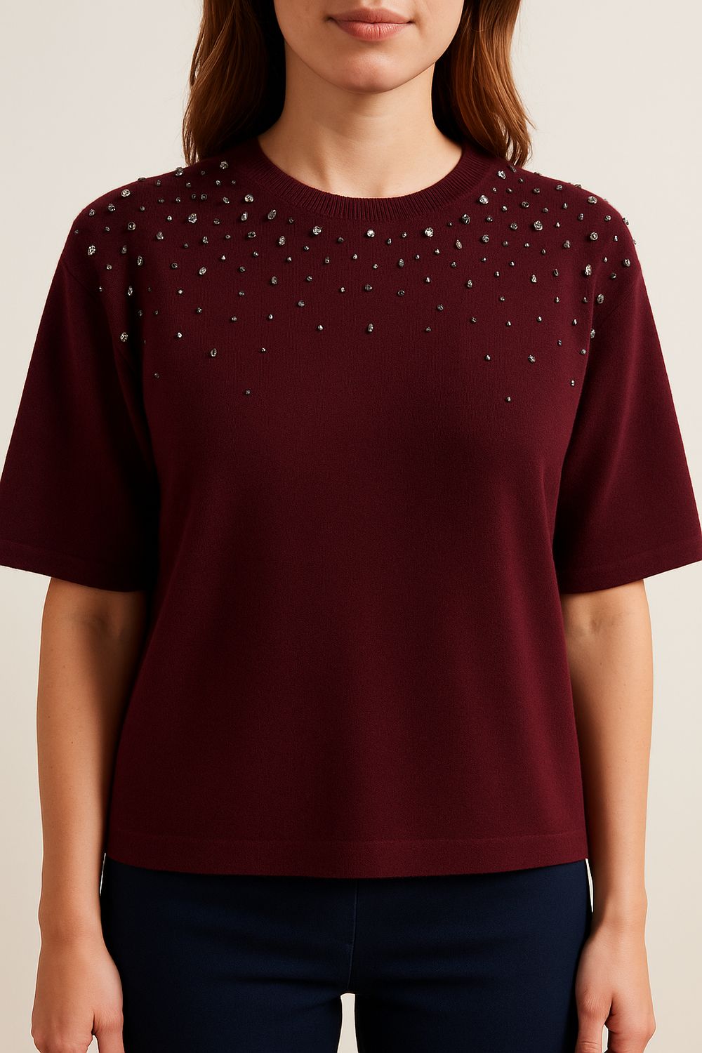 MOTEL - maglia girocollo a scatoletta con pietre I25/WL519