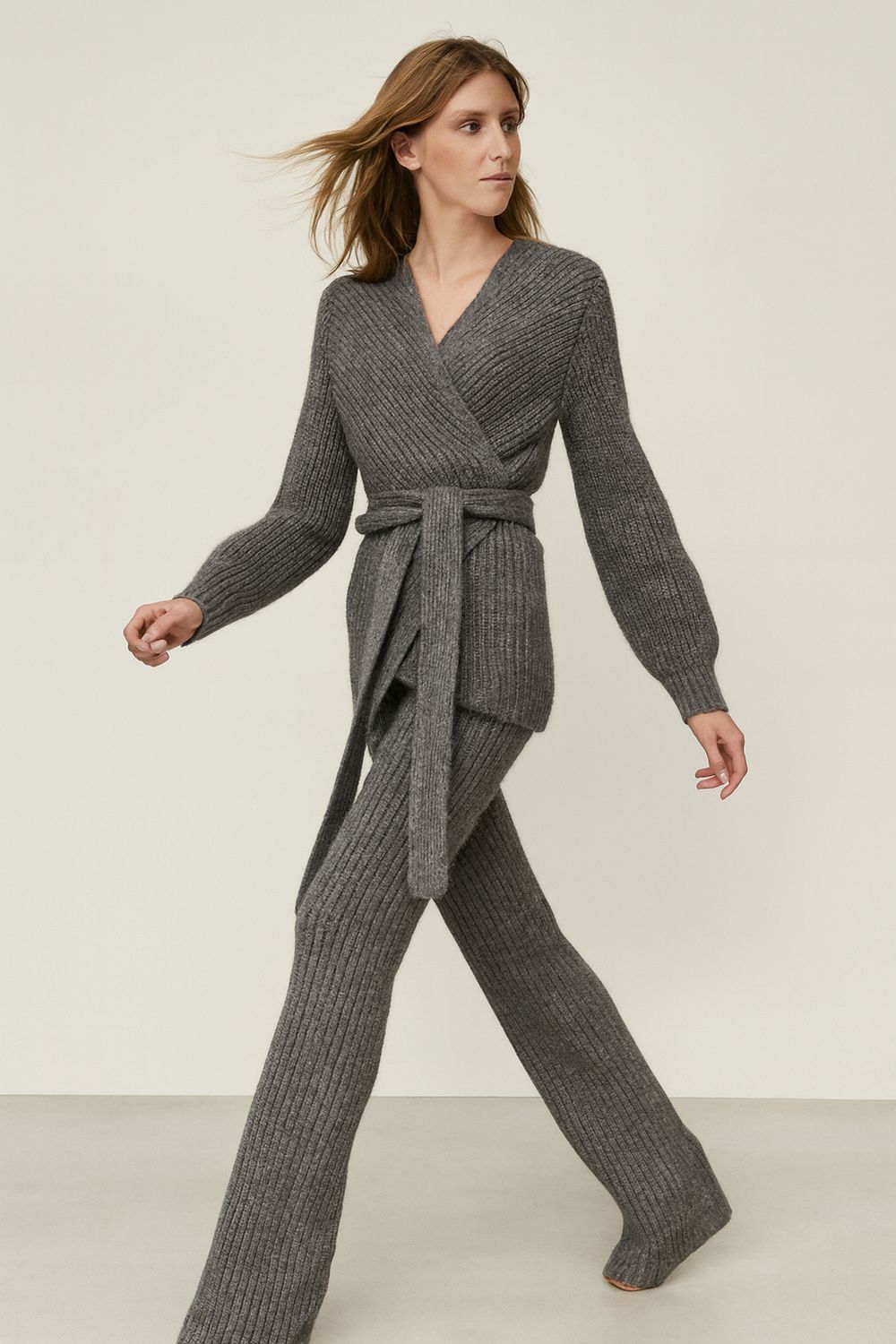 VICOLO - Cardigan incrociato in maglia 55182F - Grigio