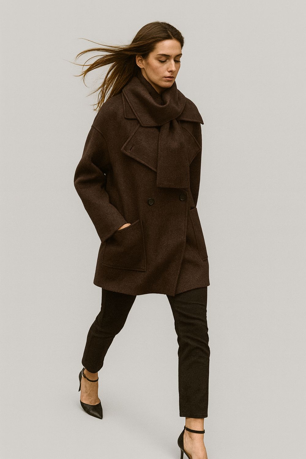 Vicolo - Cappotto con collo a sciarpa TF0025 - Beige