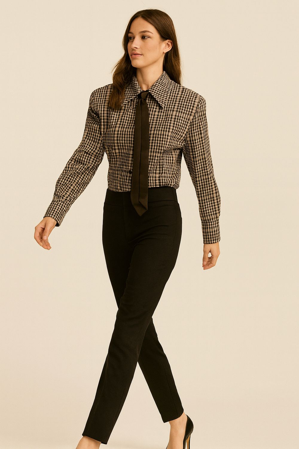 MOTEL - Camicia a quadri avvitata con spalline e cravatta RP1029 - Moro MOTEL - Camicia a quadri avvitata con spalline e cravatta RP1029 - Moro