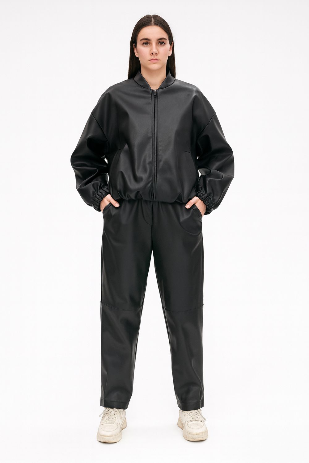 VICOLO - pantalone Baloon con tasche in ecopelle con elastico in vita TF1545 - nero