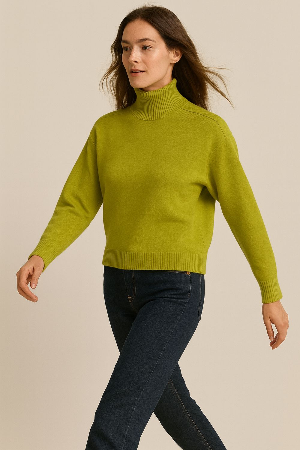 VICOLO - maglia collo vulcano in viscosa a scatoletta 77063F - verde acido