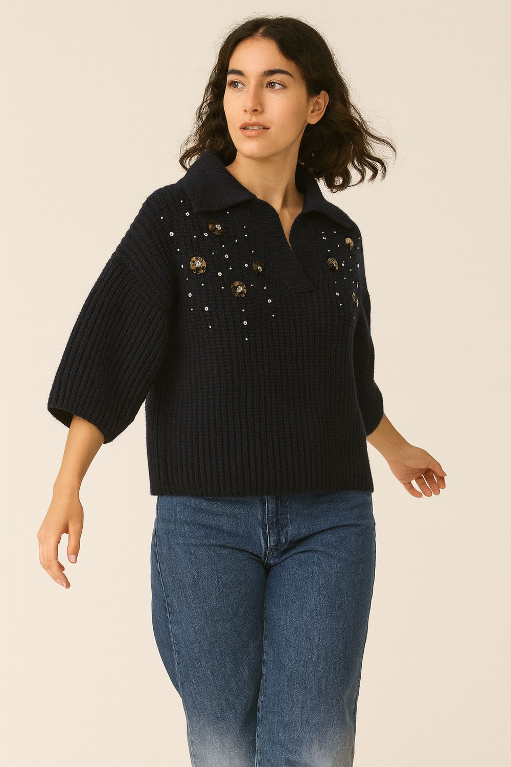 MOTEL - maglia a maniche corte con applicazioni pietre e paillettes ricamato a mano M6898-T192-A918 - blu