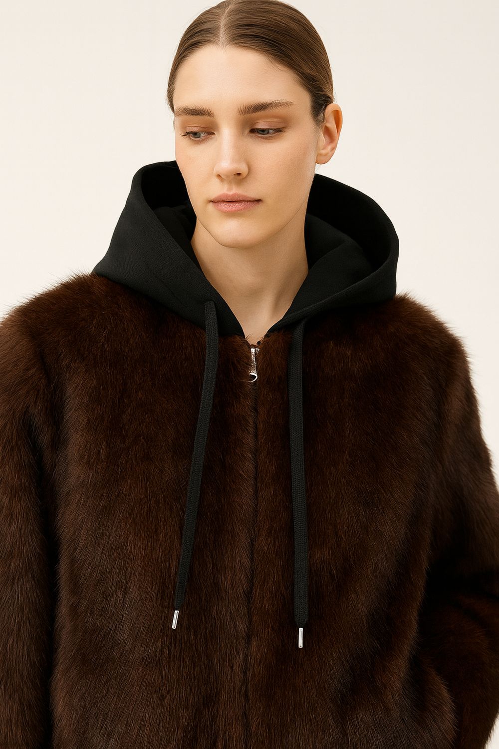 TENSIONE IN - bomber in eco-pelliccia con cappuccio rimovibile in felpa FD331AI25CAMP - moro/nero