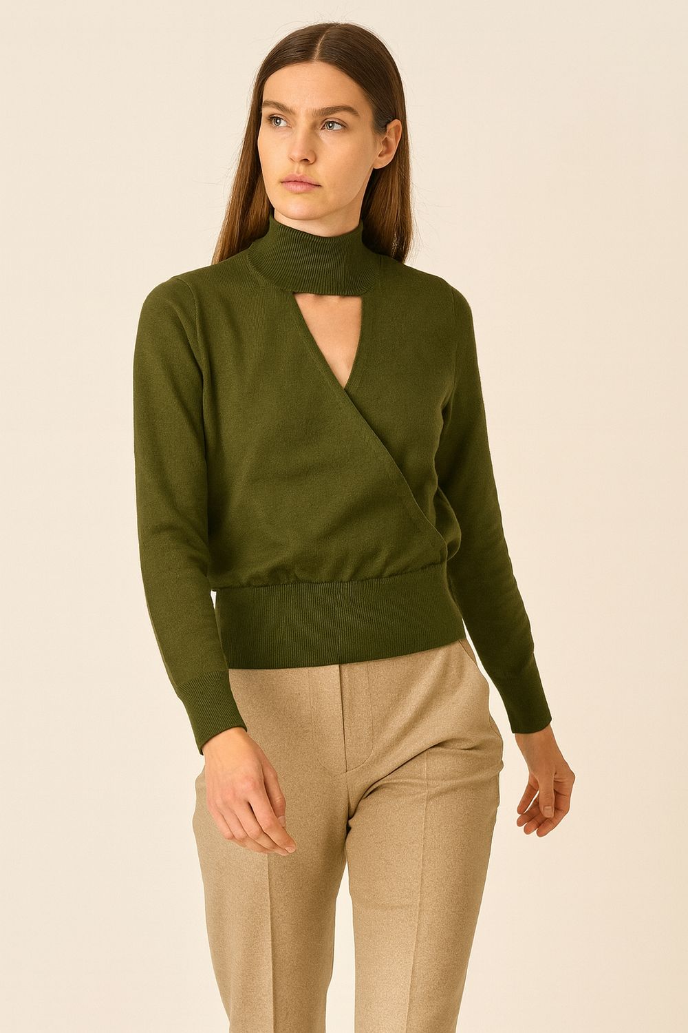 MOTEL - maglia in viscosa incrociata con collo a lupetto 25A867 - verde MOTEL - maglia in viscosa incrociata con collo a lupetto 25A867 - verde