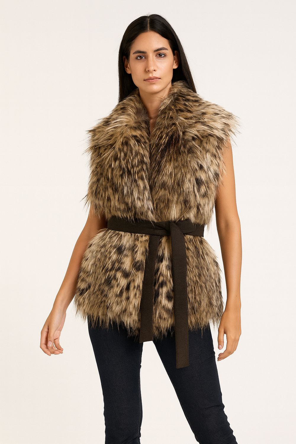 MOTEL - gilet in pelliccia ecologica e panna dietro con cintura W25J813 - moro