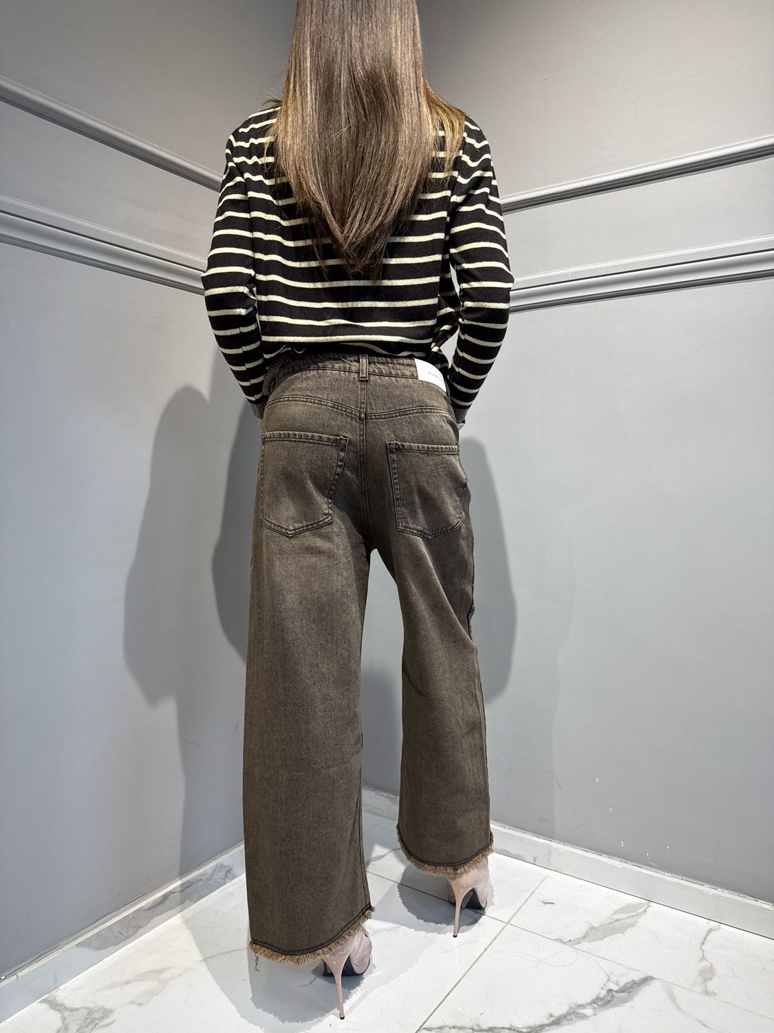 MOTEL - jeans sfumato crop W25P741 moro