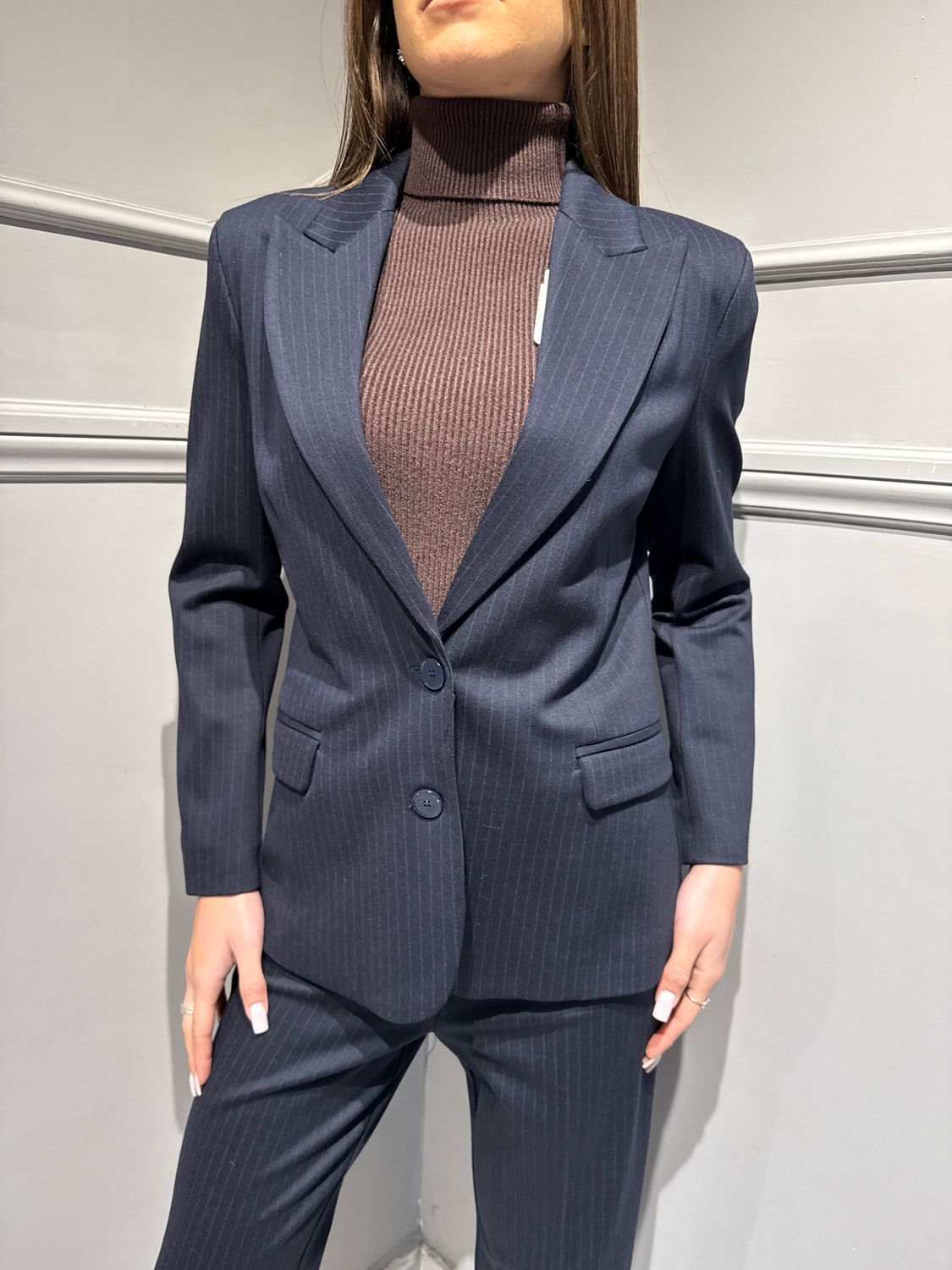 VICOLO - tailleur giacca+pantalone gessato elasticizzato in punto Milano