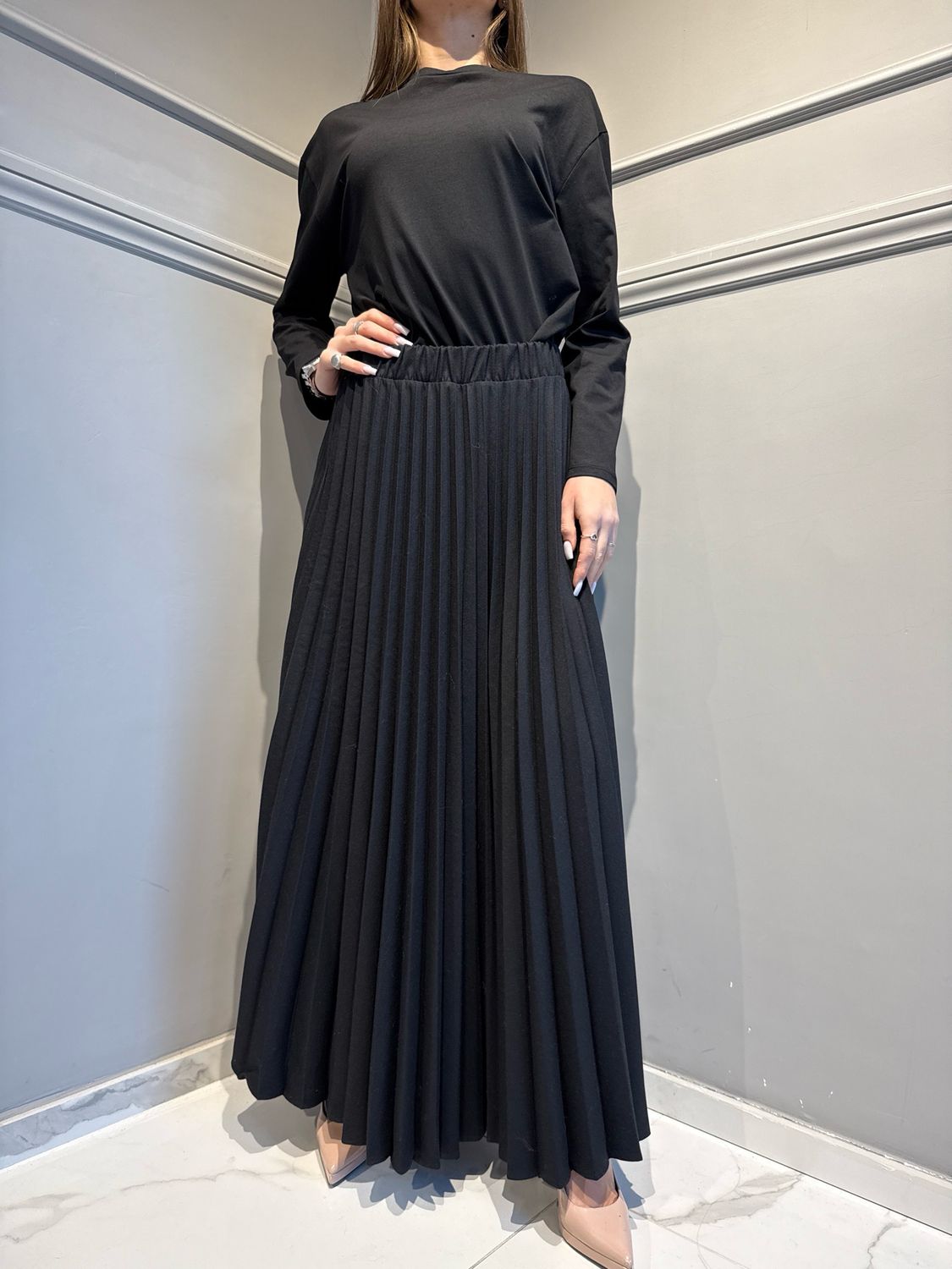 VICOLO - gonna lunga plisse’ elastico in vita TF2048 nero