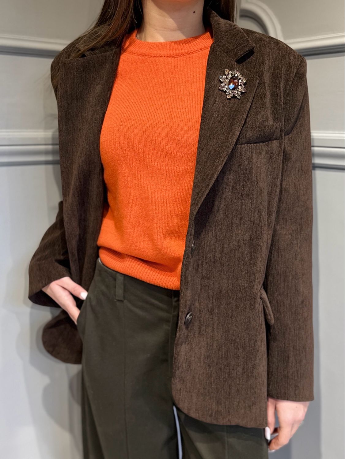 MOTEL - giacca in velluto over con spille W25JB68 Moro