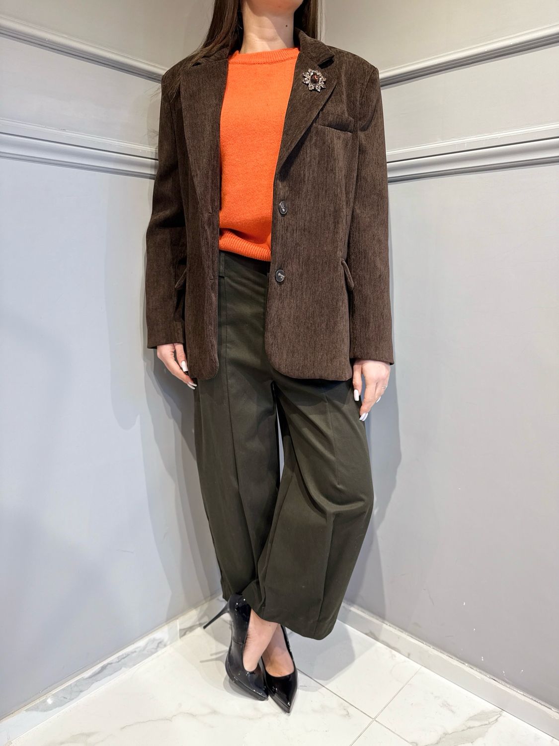 MOTEL - giacca in velluto over con spille W25JB68 Moro