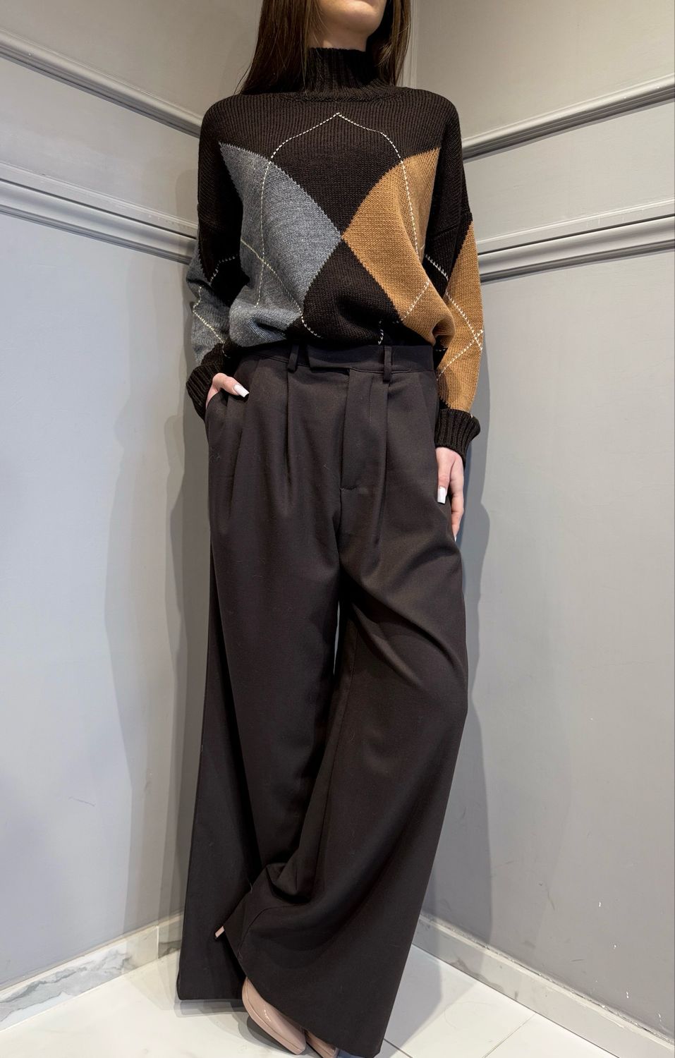 VICOLO - pantalone a palazzo. In pences in flanella TF1910 moro