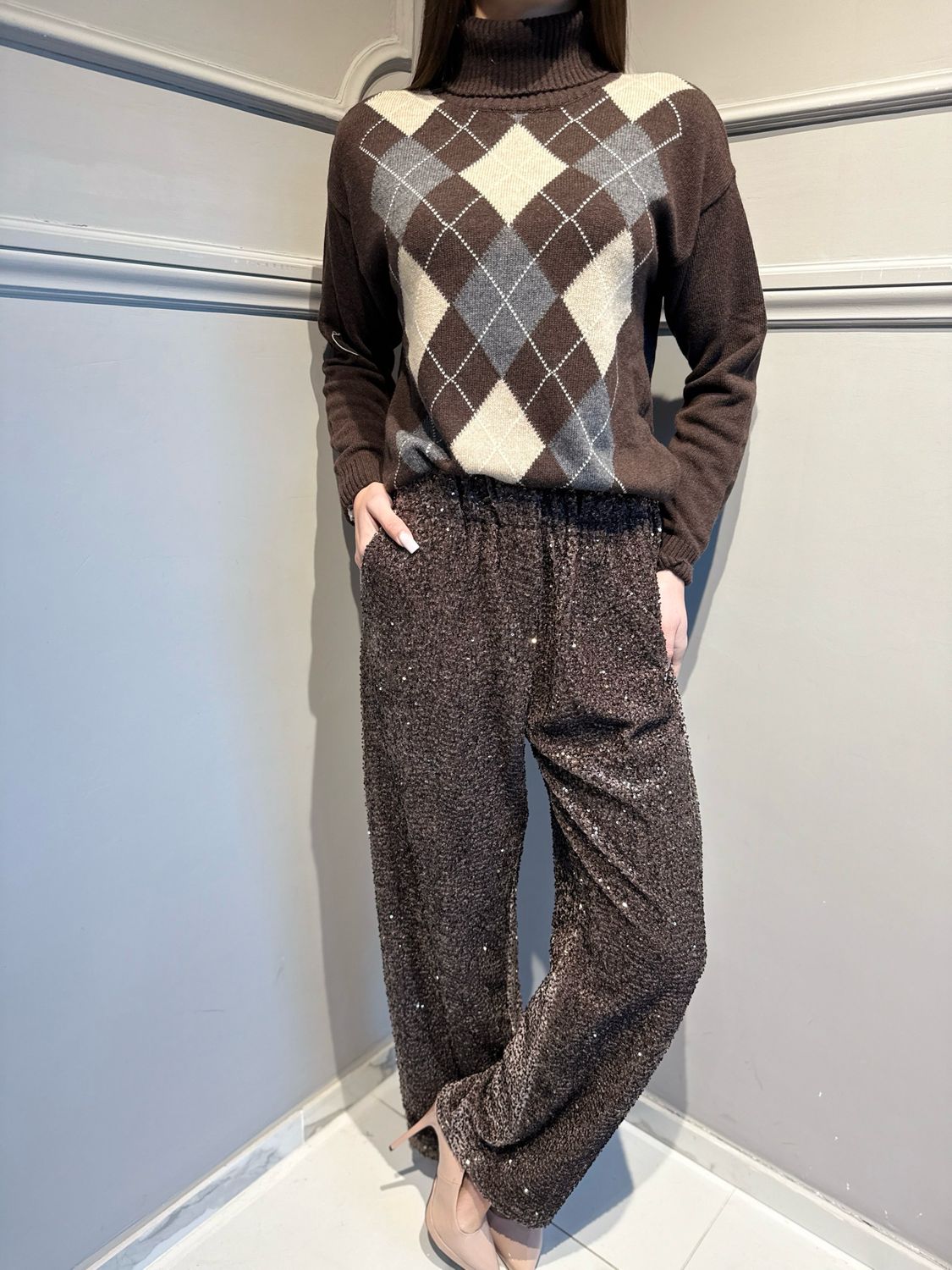 TENSIONE IN - pantalone in paillettes con elastico in vita moro