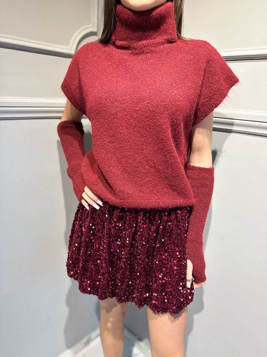 TENSIONE IN - maglia con manicotti 26030 bordeaux