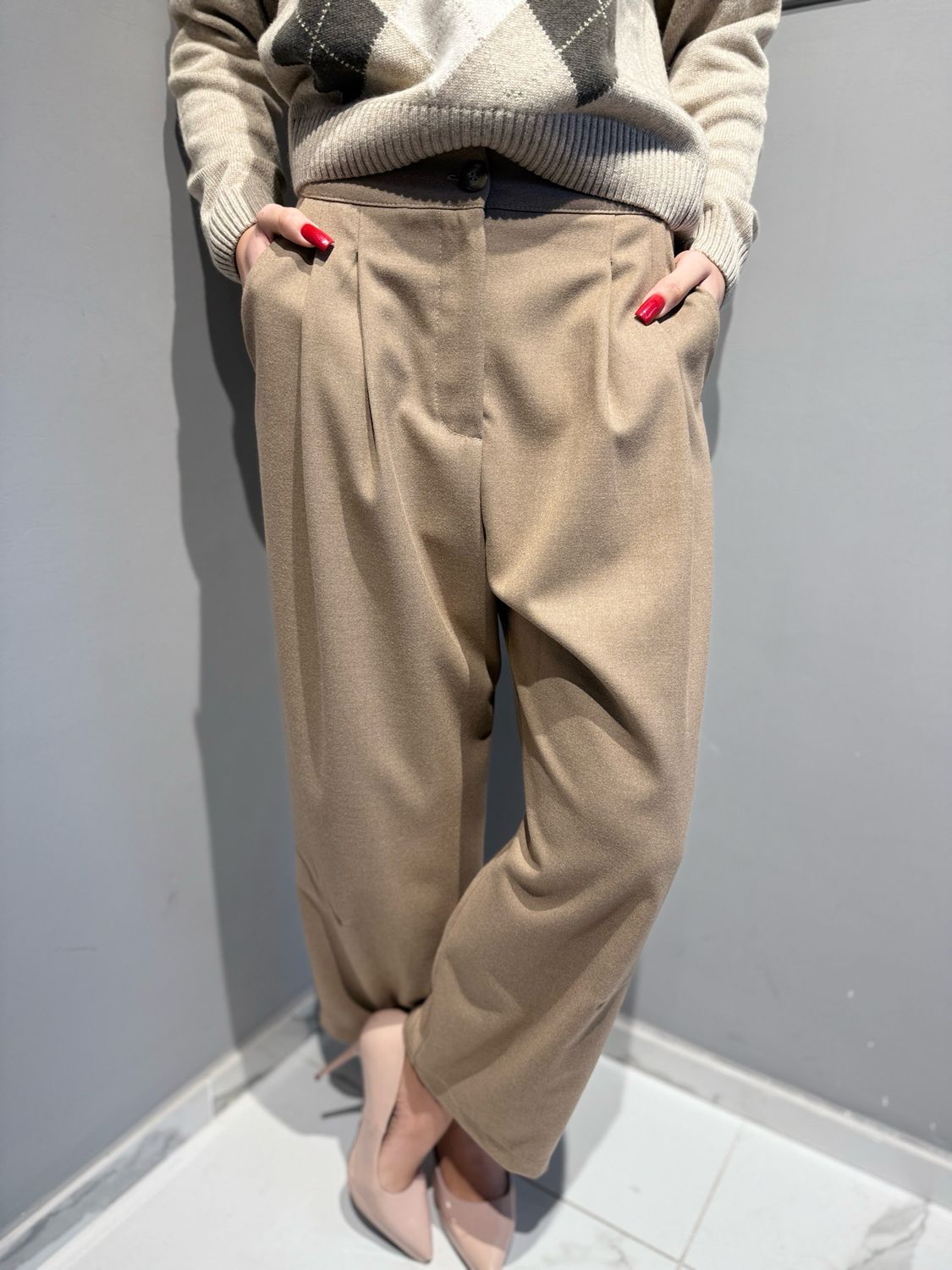 VICOLO - pantalone in flanella con pences TF1909 beige